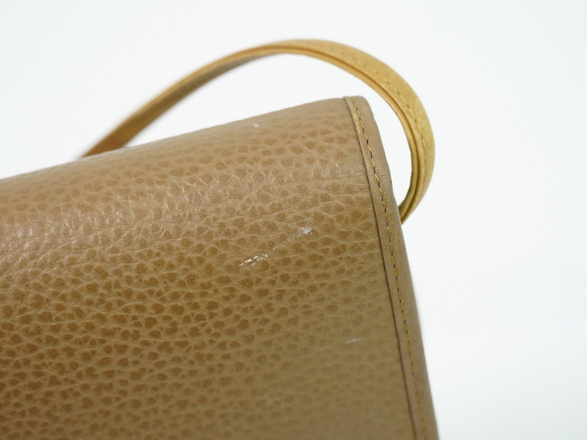 Christian Dior Vintage Cd Flap Leather Beige Leather Shoulder Bag Bag (Pre-Owned)