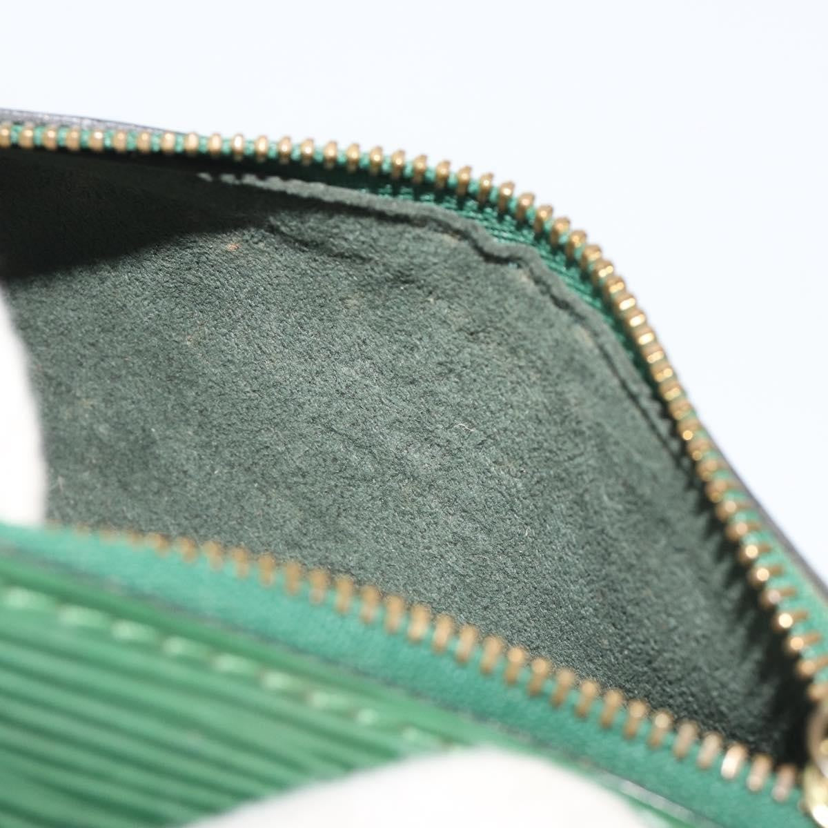 Louis Vuitton Soufflot Pochette Epi Leather Green Leather Clutche & Pouche Bag (Pre-Owned)