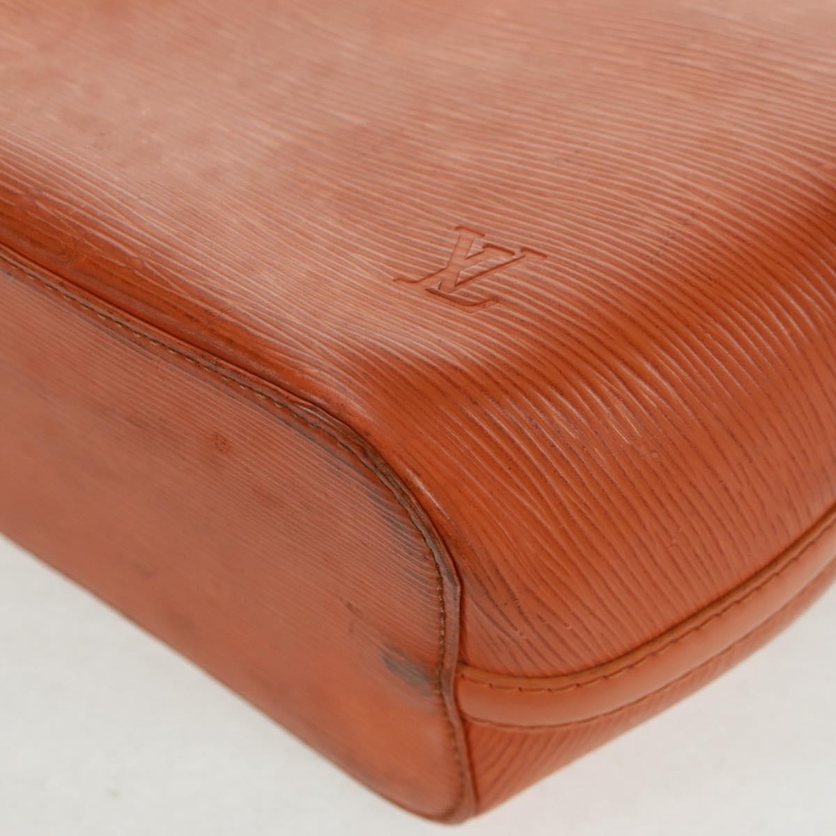 Louis Vuitton Mandara Epi Leather Orange Leather Shoulder Bag Bag (Pre-Owned)