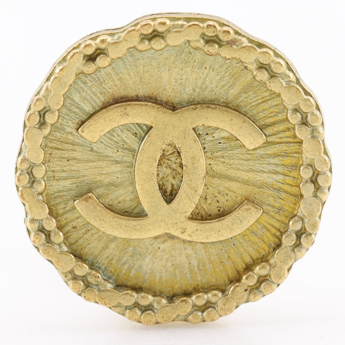 Chanel Vintage Radial Cc Clip-On Metal Gold Gold_Plated Earrings Jewelry (Pre-Owned)