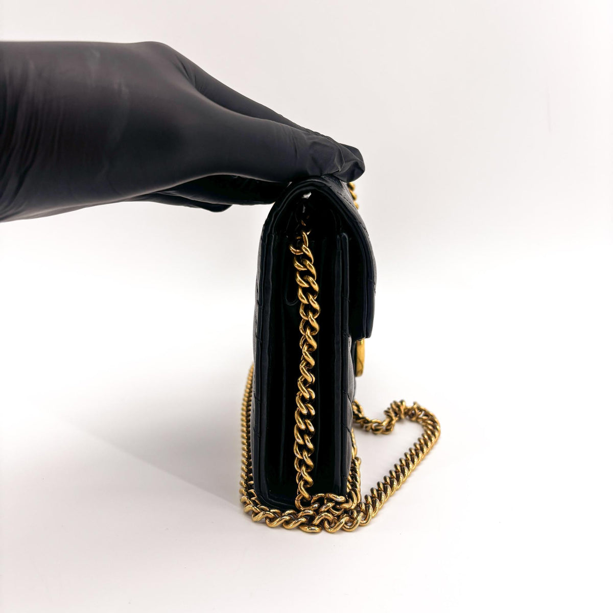 Gucci Gg Marmont Chain Matelasse Leather Black Leather Shoulder Bag Bag (Pre-Owned)