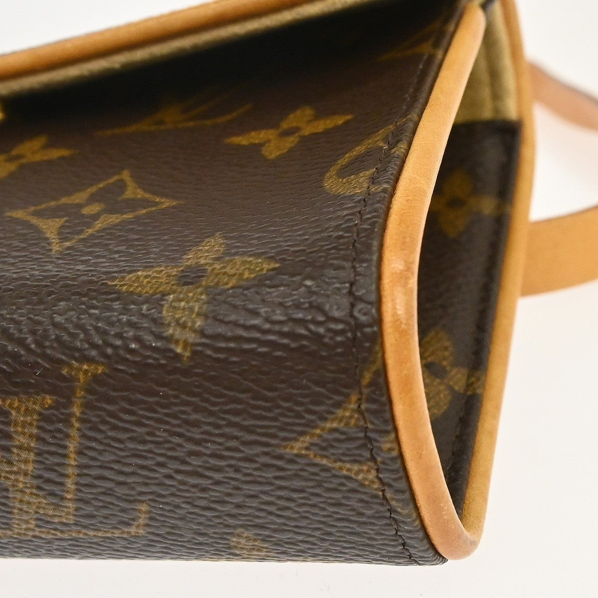 Louis Vuitton Florentine Waist Monogram Canvas Brown Canvas Handbag (Pre-Owned)