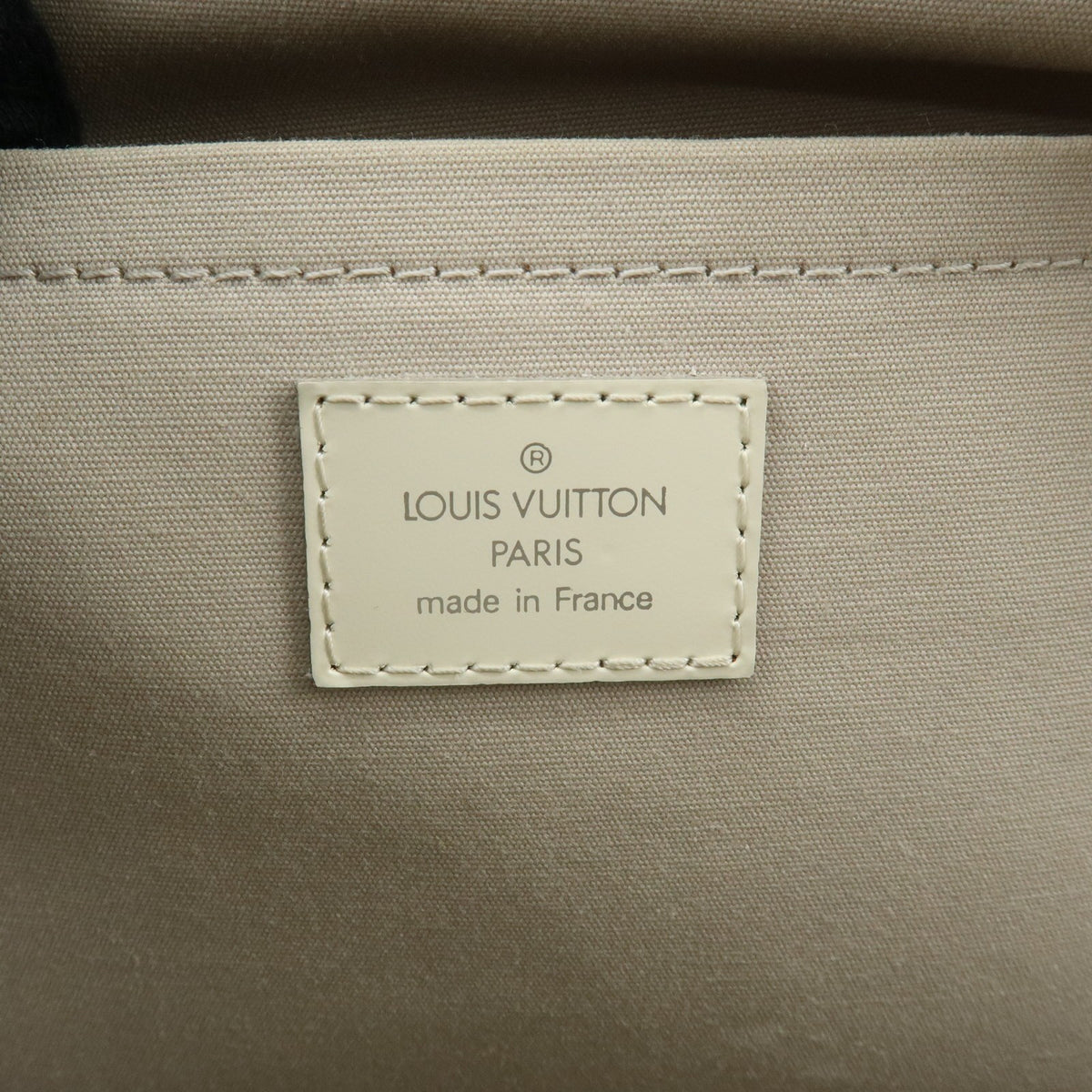 Louis Vuitton Montaigne Bowling Epi Leather White Leather Handbag (Pre-Owned)