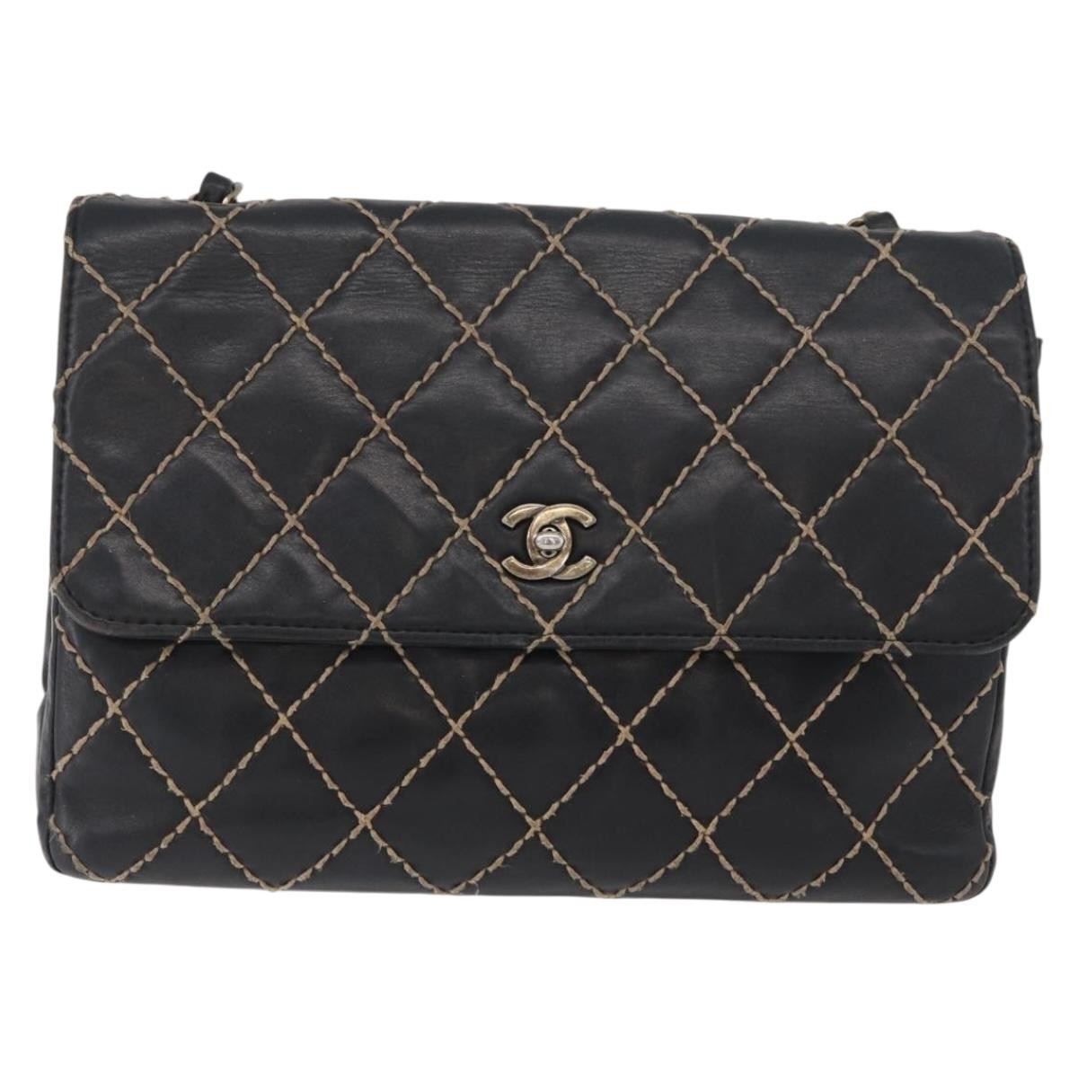 Chanel Chanel Matelassé Cuir Noir Black Leather Black Leather Handbag (Pre-Owned)