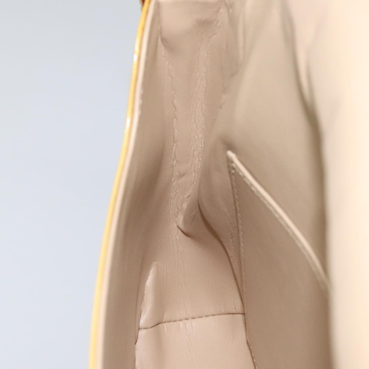 Louis Vuitton Thompson Street Monogram Vernis Beige Patent_Leather Shoulder Bag Bag (Pre-Owned)
