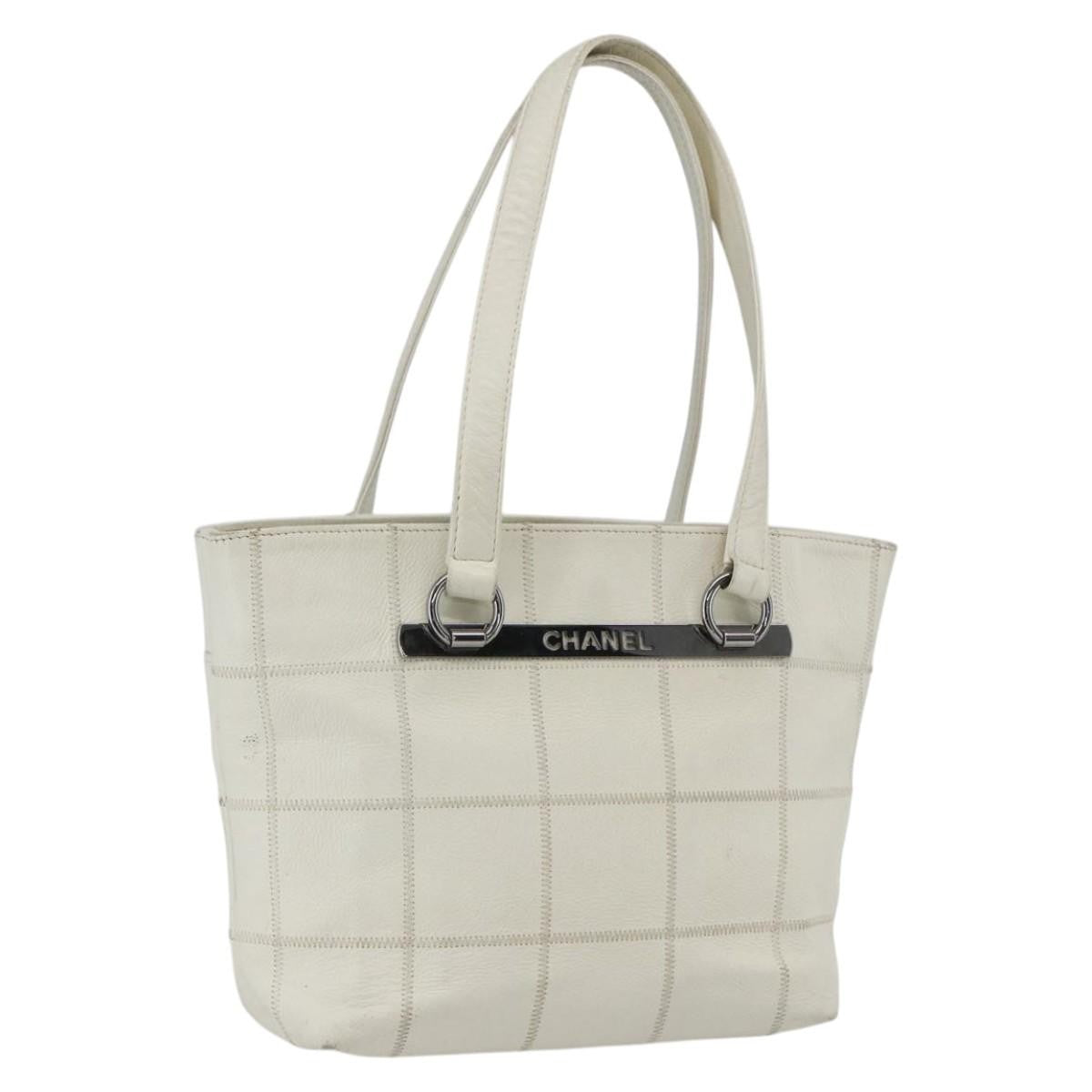 Chanel Square Stitch Quilted Leather White Leather Tote Bag Bag (Pre-Owned)