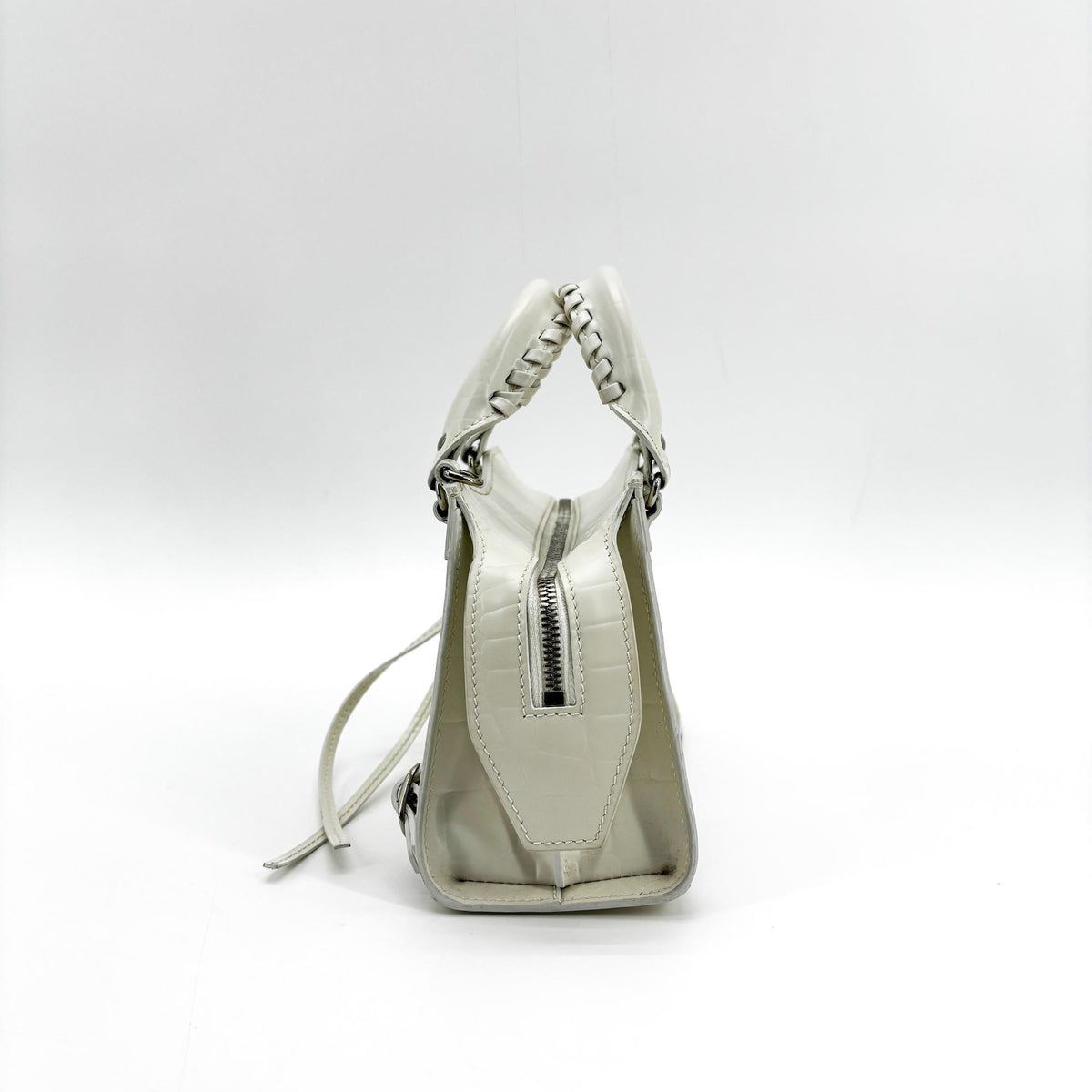 Balenciaga Neo Classic City Leather White Leather Handbag (Pre-Owned)