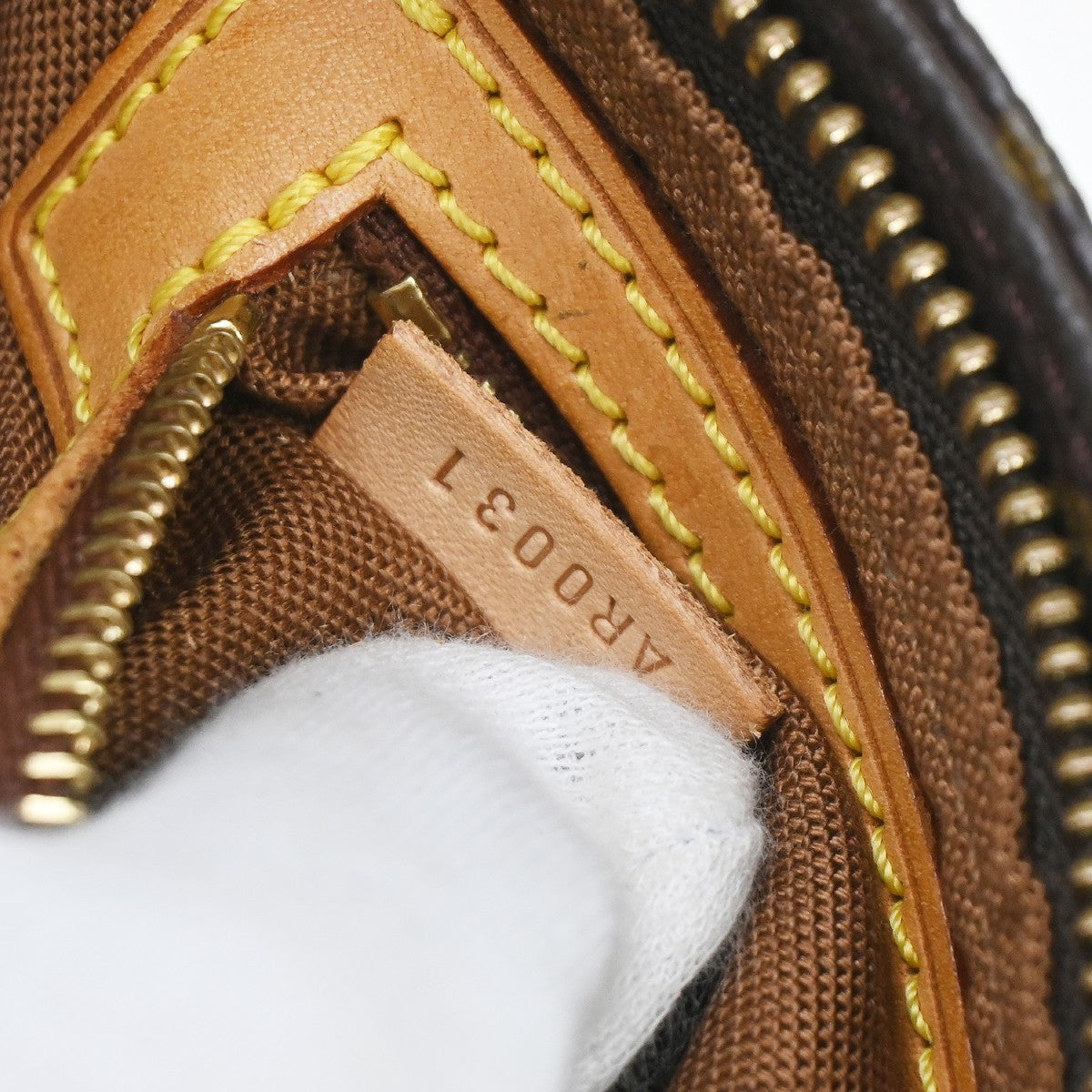 Louis Vuitton Trotteur Monogram Canvas Brown Canvas Clutche & Pouche Bag (Pre-Owned)
