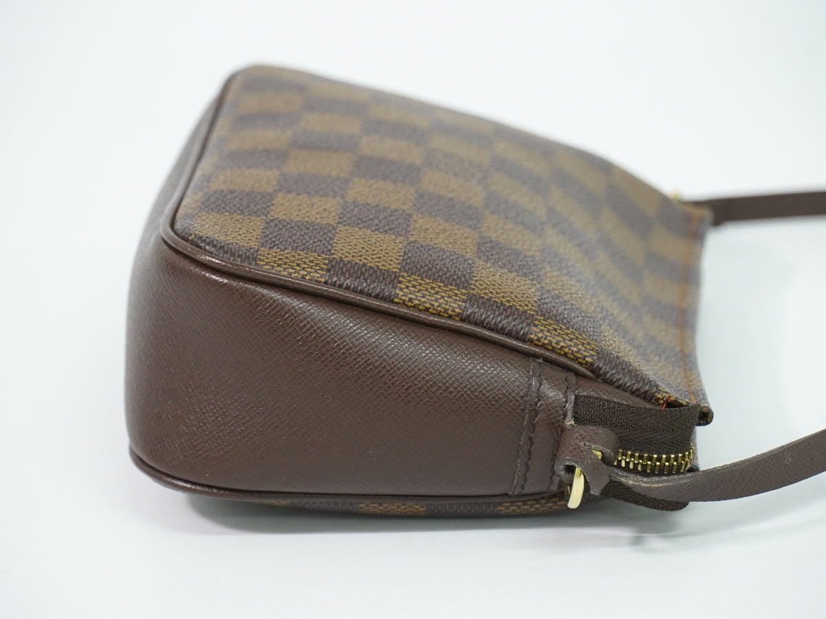 Louis Vuitton Trousse Make Up Damier Brown Canvas Clutche & Pouche Bag (Pre-Owned)