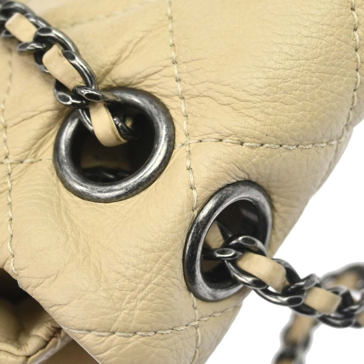 Chanel Flap Shoulder Leather Beige Leather Shoulder Bag Bag (Pre-Owned)