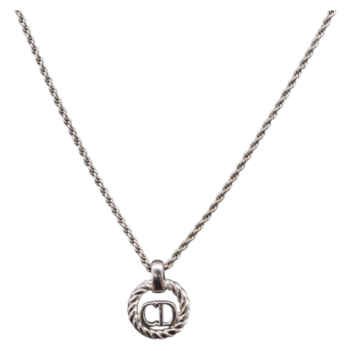 Christian Dior Vintage Circle Pendant Metal Silver Metal Necklace Jewelry (Pre-Owned)