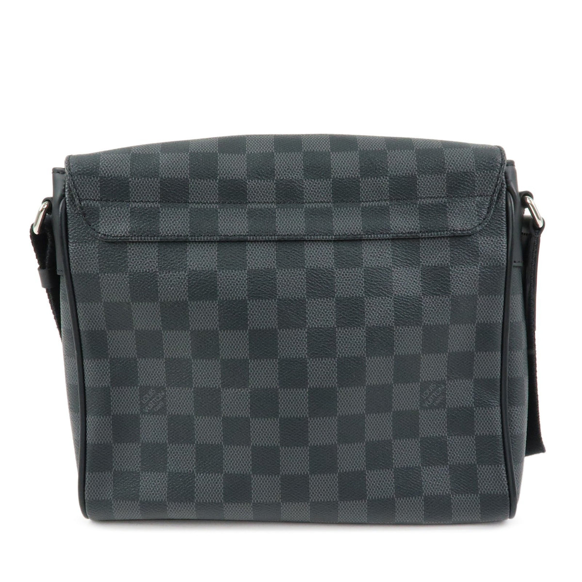 Louis Vuitton District Nm Messenger Damier Graphite Gray Canvas Handbag (Pre-Owned)