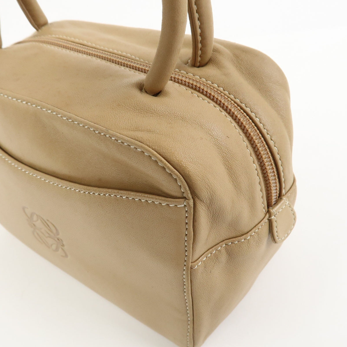 Loewe Vintage Anagram Leather Beige Leather Handbag (Pre-Owned)