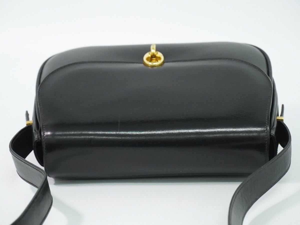 Celine Shoulder Leather Black Leather Shoulder Bag Bag (Pre-Owned)