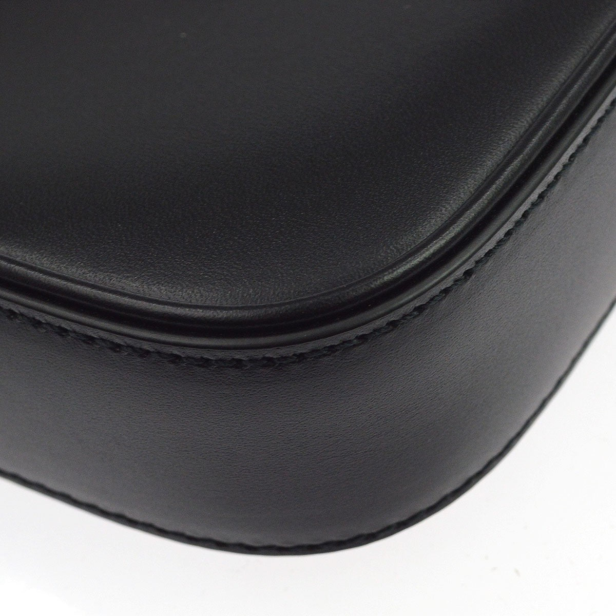 Saint Laurent Le 5 A 7 Vertical Leather Black Leather Shoulder Bag Bag (Pre-Owned)