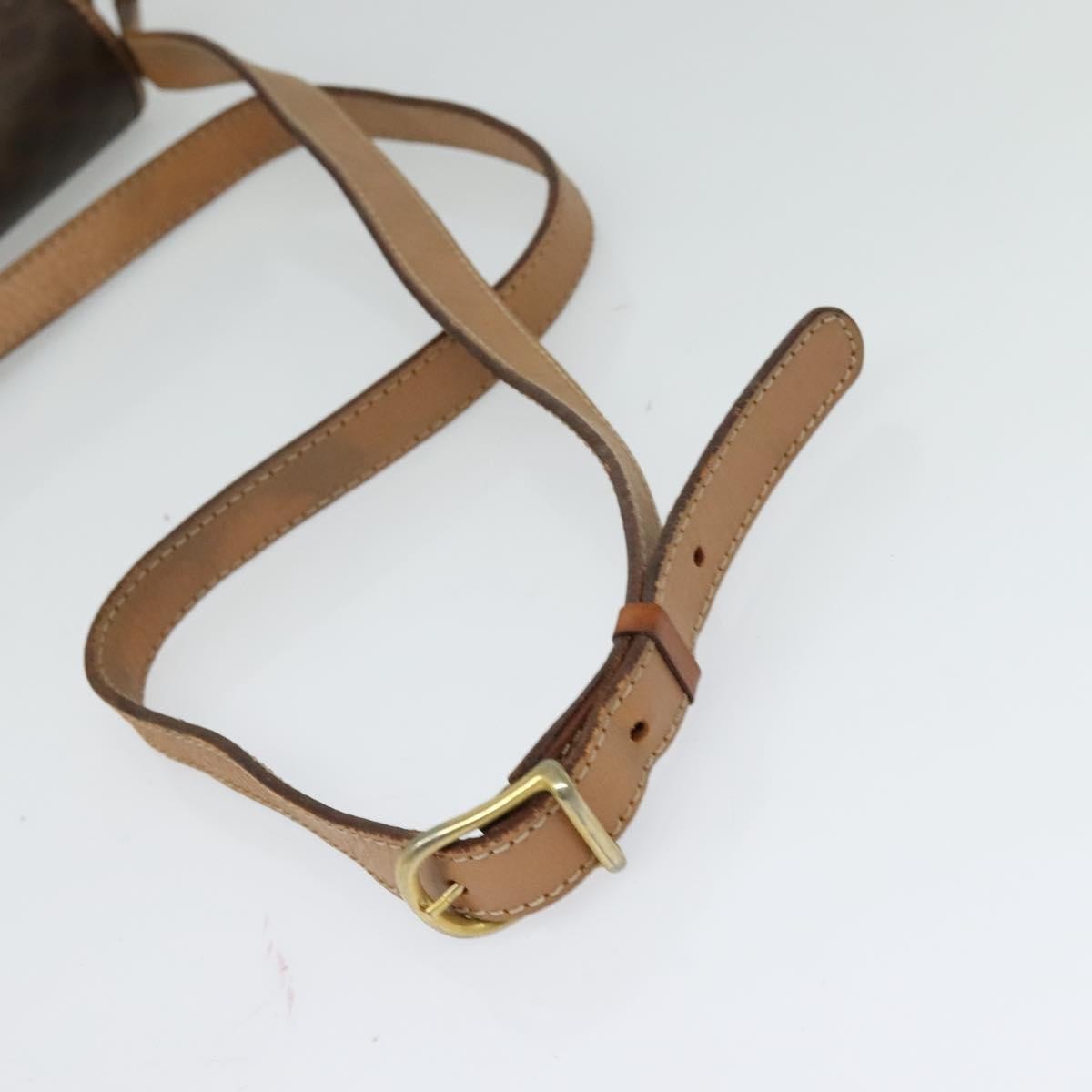 Celine Vintage Macadam Circle Logo Canvas And Leather Brown Canvas Shoulder Bag Bag (Pre-Owned)