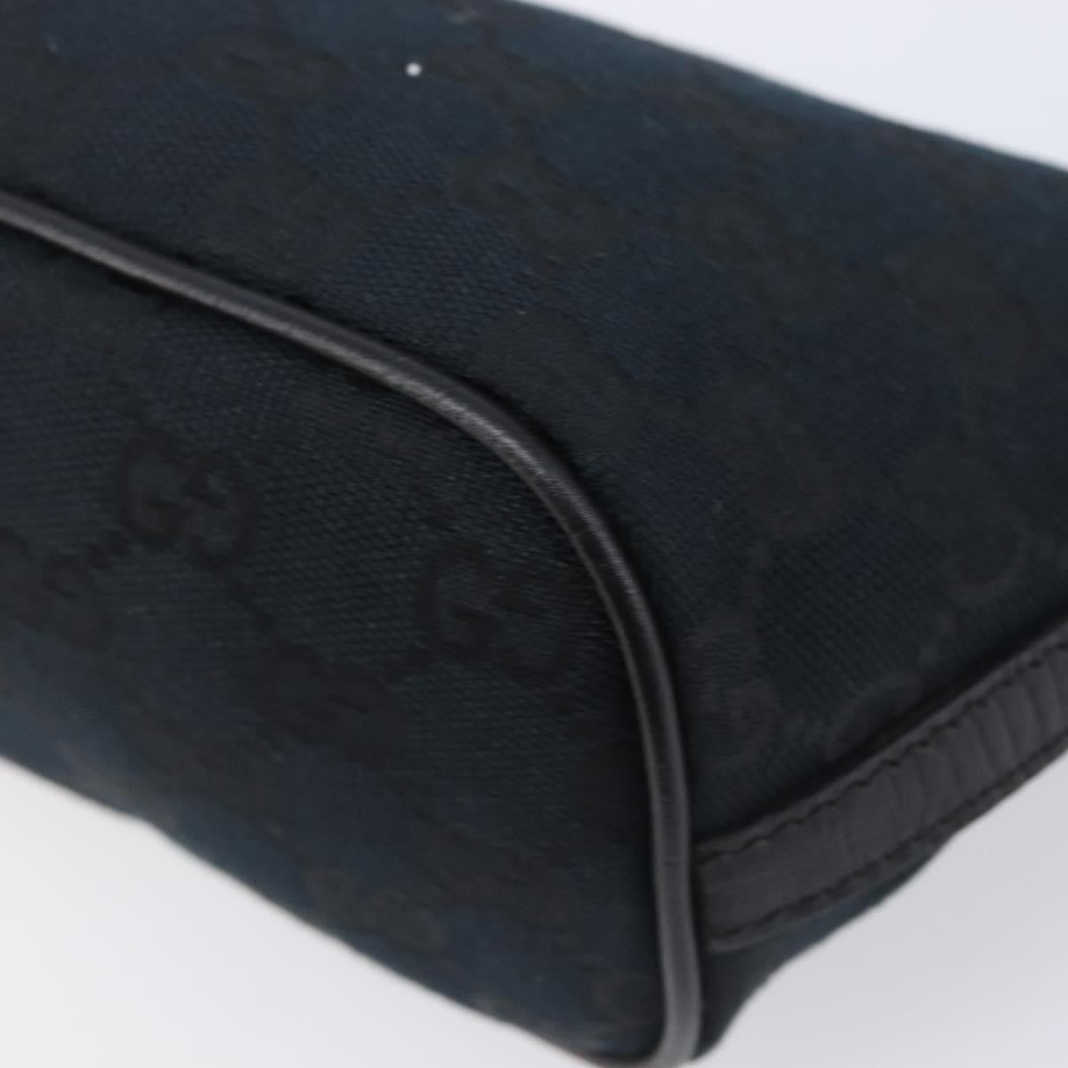 Gucci Zipped Pochette Gg Canvas Black Canvas Shoulder Bag Bag (Pre-Owned)