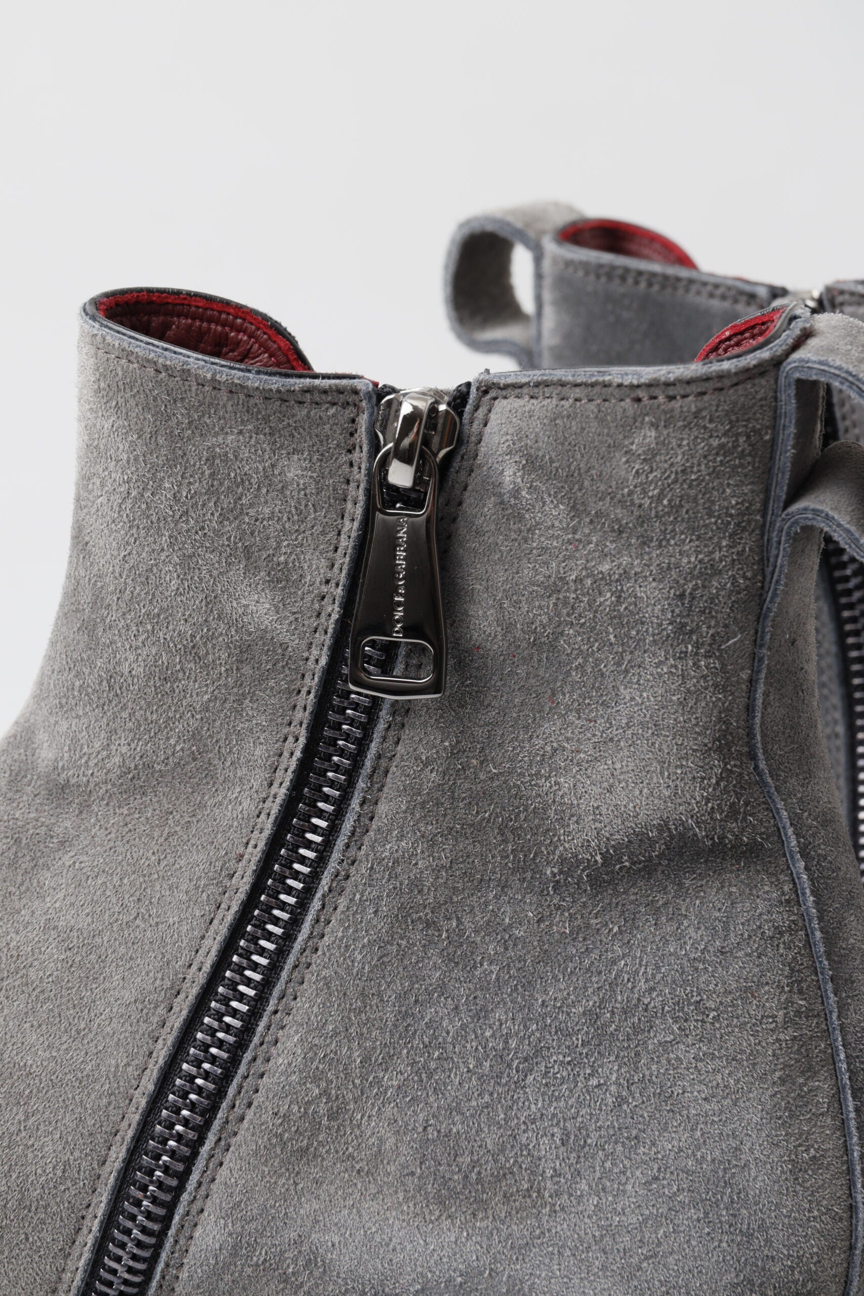 Dolce & Gabbana Elegant Gray Chelsea Leather Men's Boots