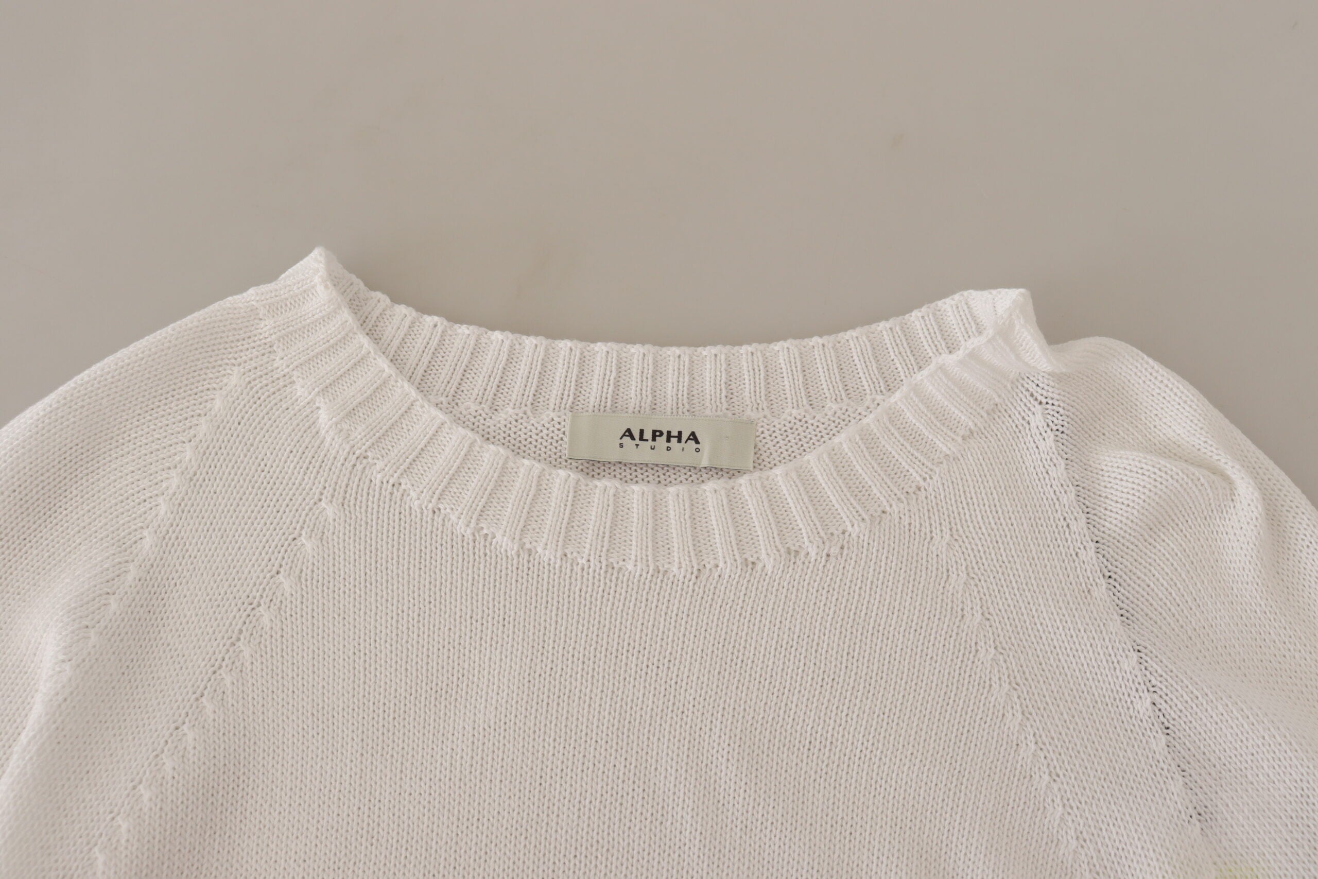 Alpha Studio White Long Sleeves Crewneck Pullover Women's Sweater