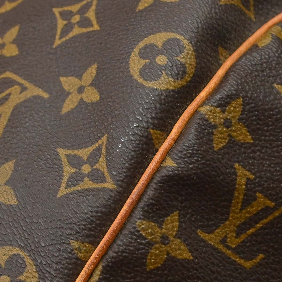 Louis Vuitton Keepall Monogram Canvas Brown Canvas Travel Bag Bag (Pre-Owned)