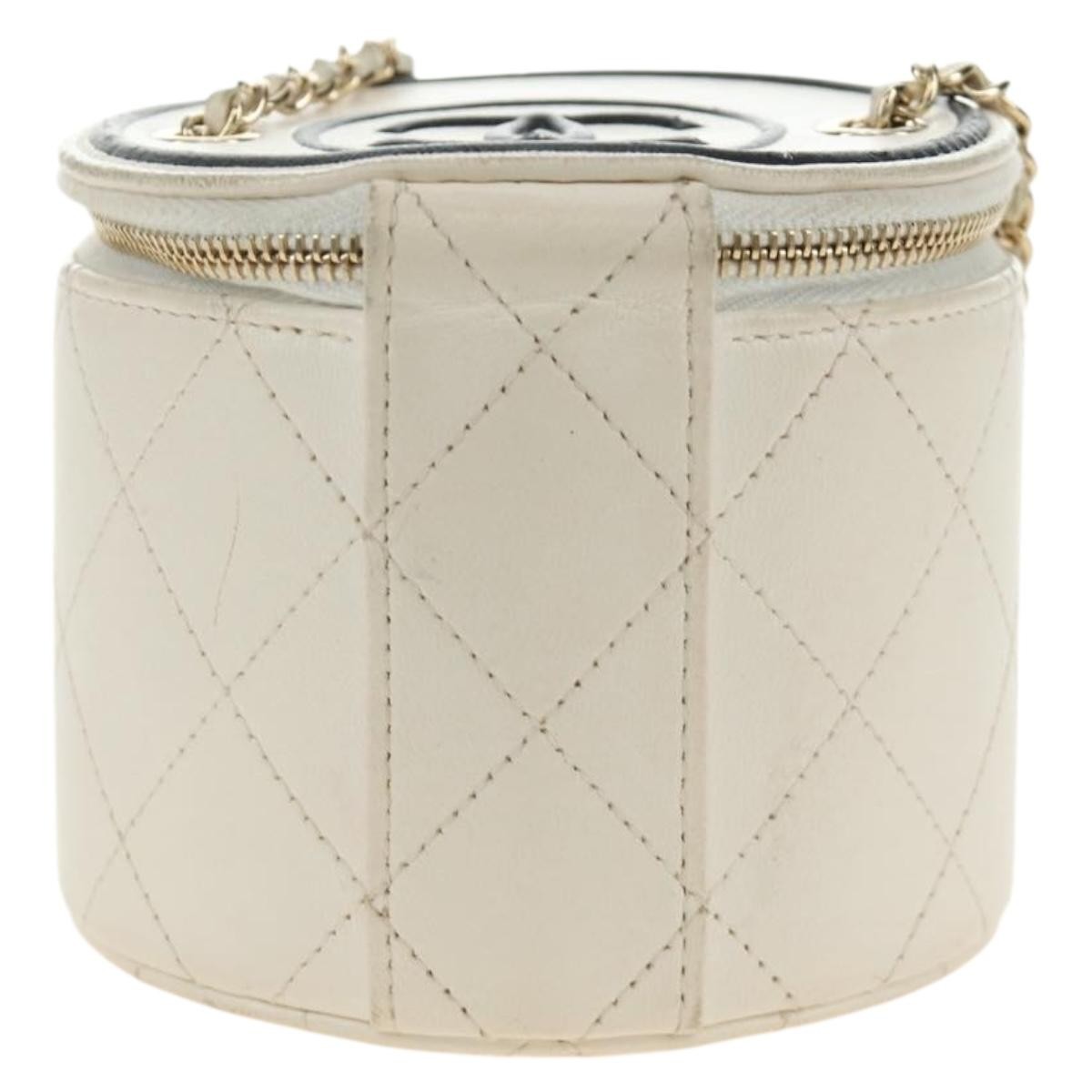 Chanel Cc Round Vanity Case With Chain Quilted Lambskin White Leather Shoulder Bag Bag (Pre-Owned)