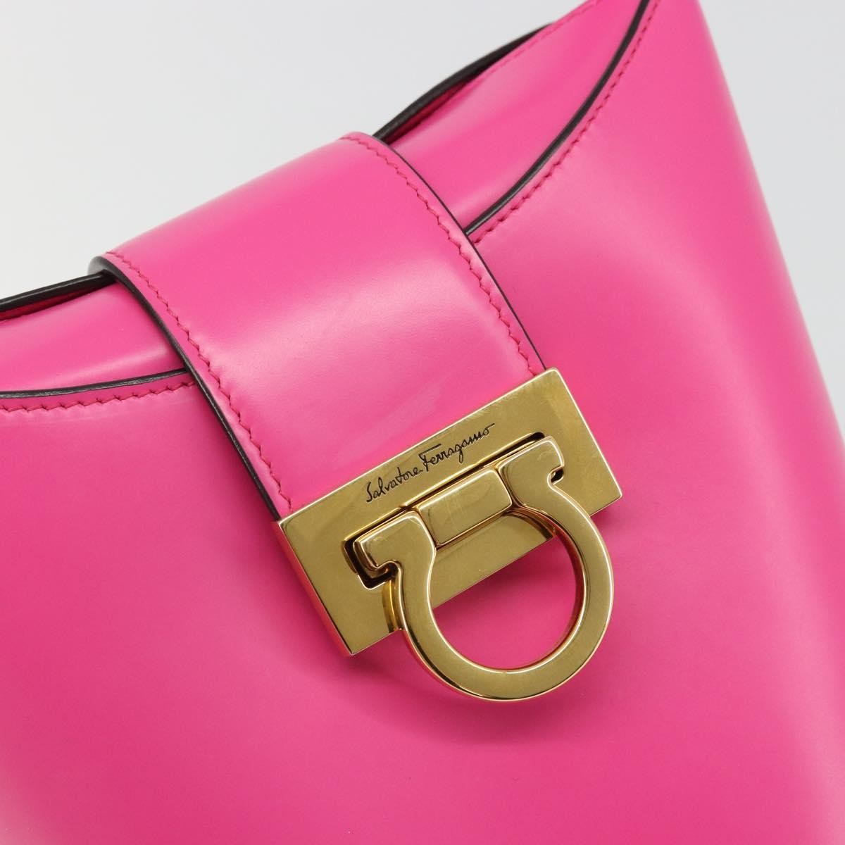 Salvatore Ferragamo Trifolio Leather Pink Leather Shoulder Bag Bag (Pre-Owned)