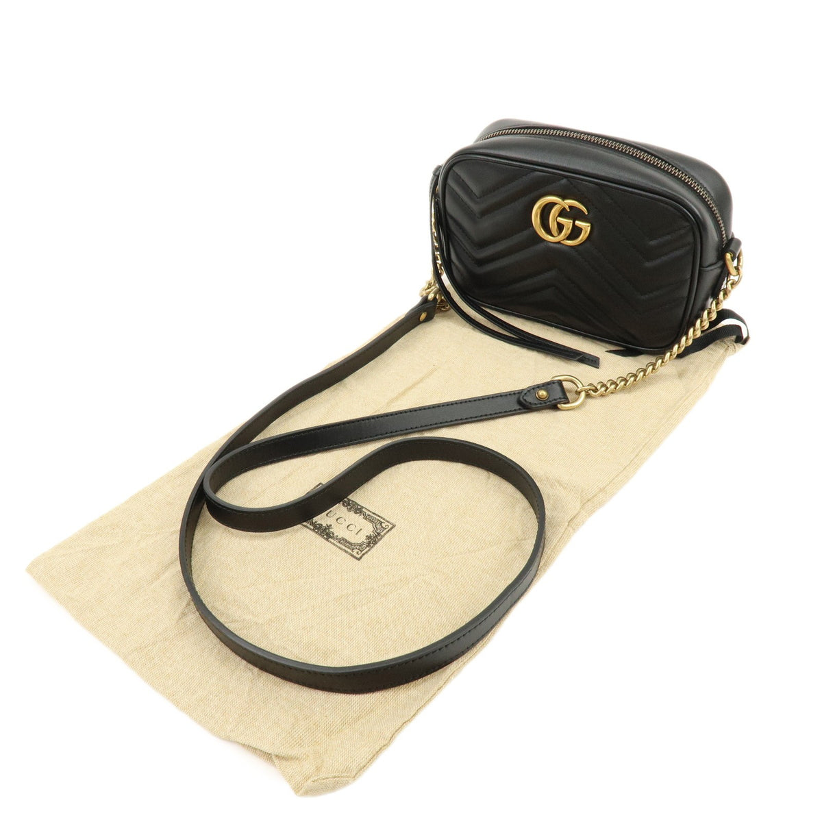 Gucci Gg Marmont Matelasse Leather Black Leather Shoulder Bag Bag (Pre-Owned)