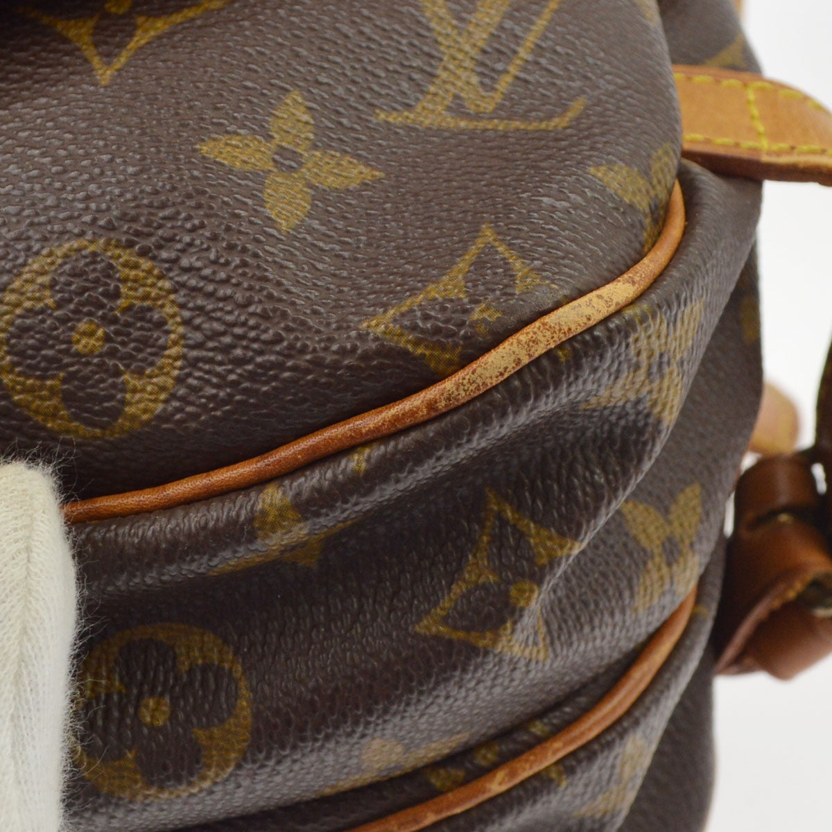 Louis Vuitton Saumur Monogram Canvas Brown Canvas Shoulder Bag Bag (Pre-Owned)