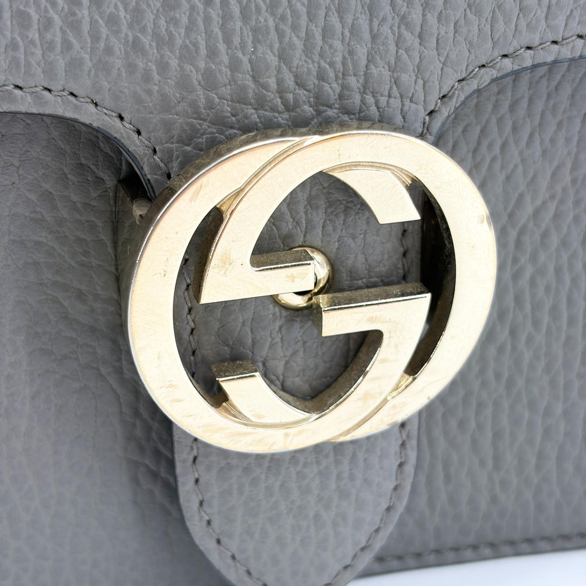 Gucci Interlocking Leather Gold Leather Shoulder Bag Bag (Pre-Owned)