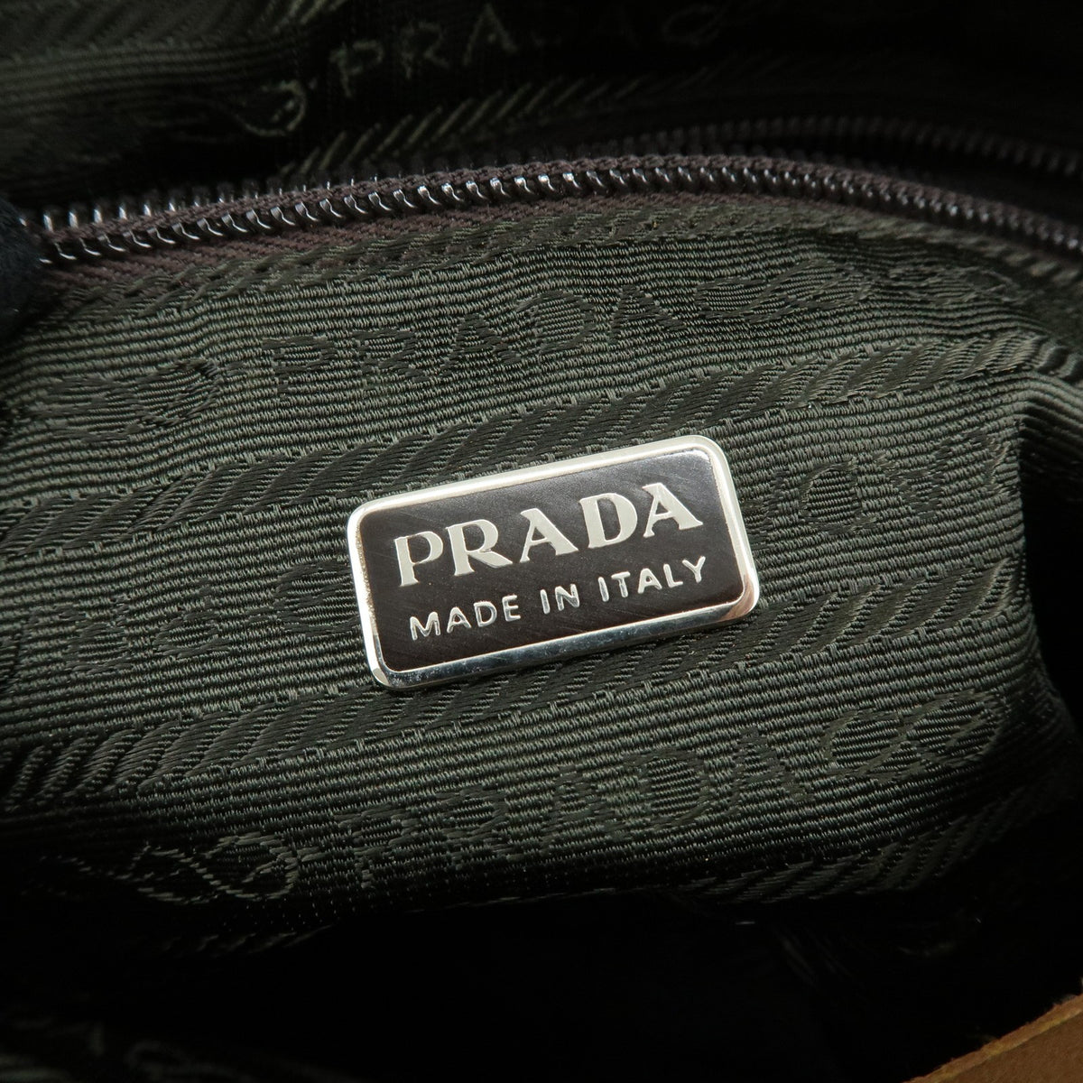 Prada Shoulder Leather Yellow Leather Shoulder Bag Bag (Pre-Owned)