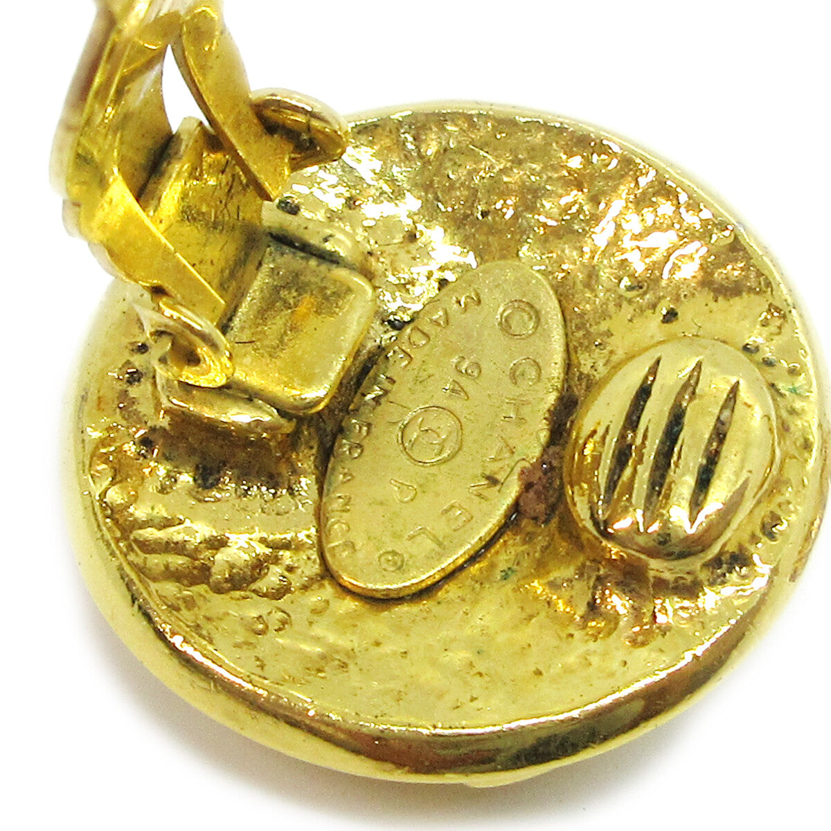 Chanel Cc Button Clip-On Metal Gold Gold_Plated Earrings Jewelry (Pre-Owned)
