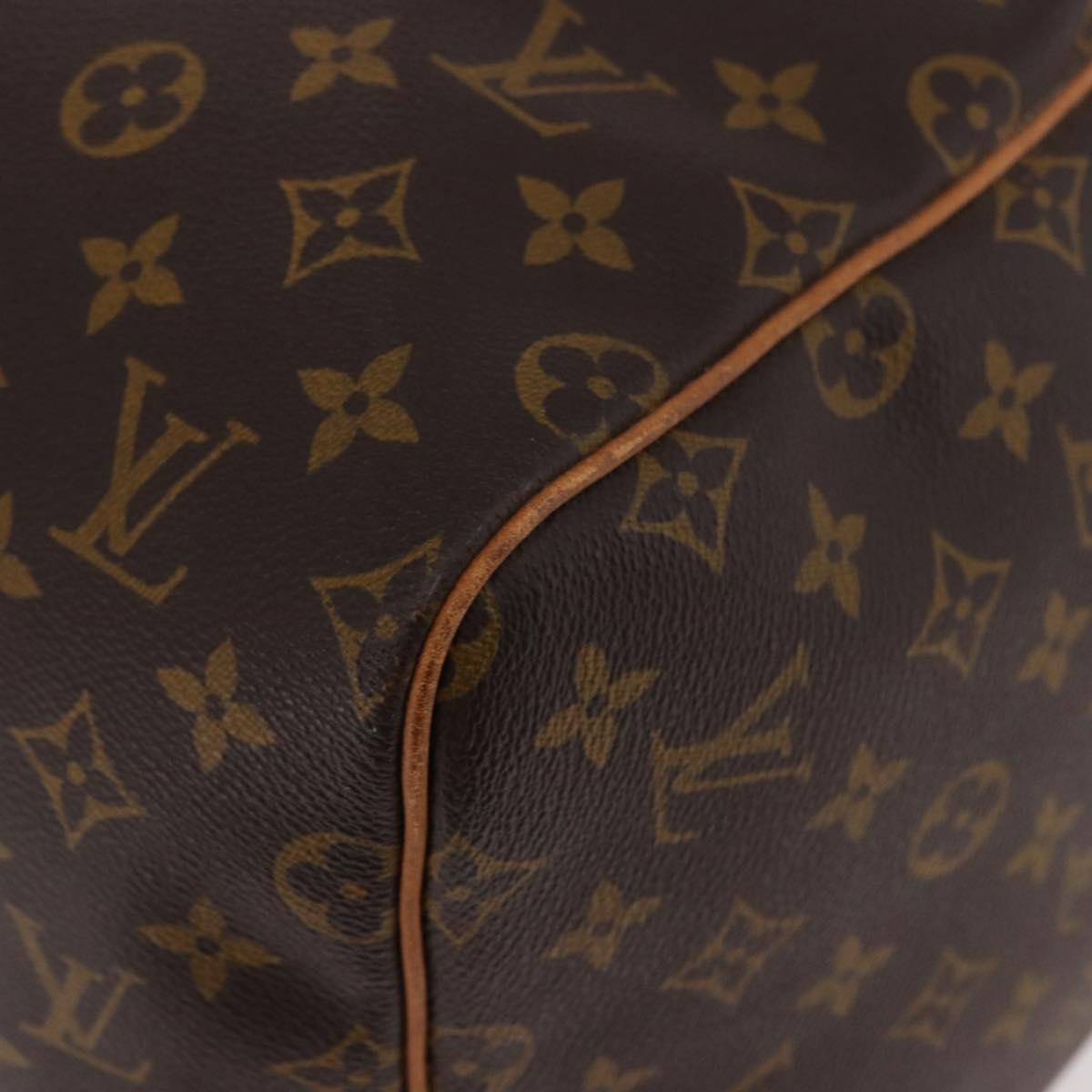 Louis Vuitton Keepall Monogram Canvas Brown Canvas Travel Bag Bag (Pre-Owned)