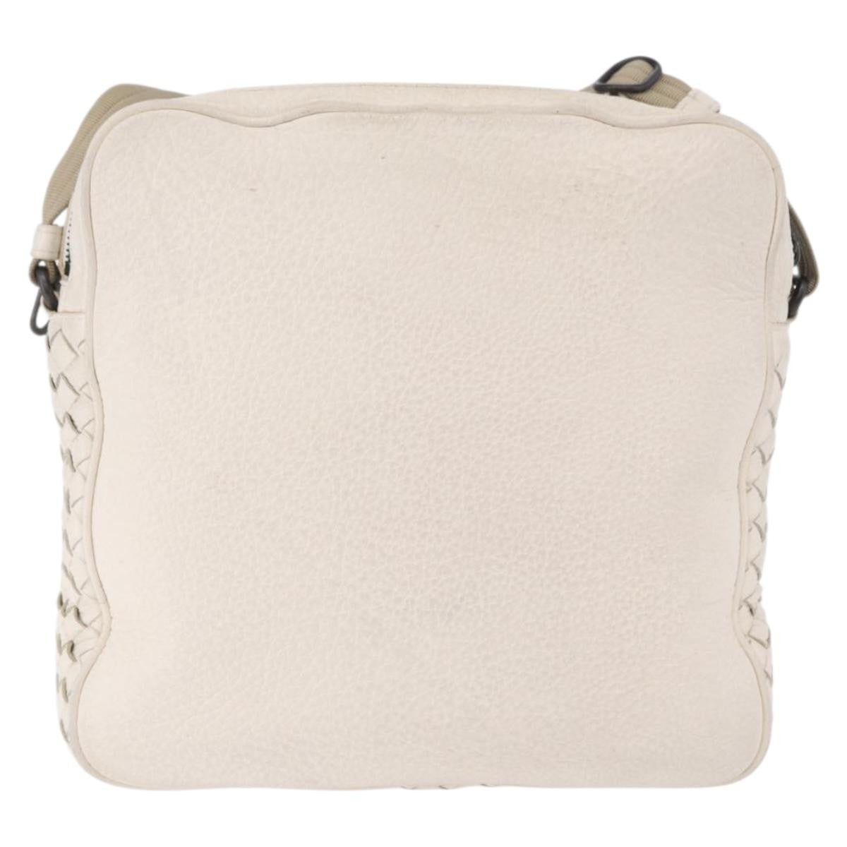 Bottega Veneta Intrecciato Shoulder Leather White Leather Shoulder Bag Bag (Pre-Owned)