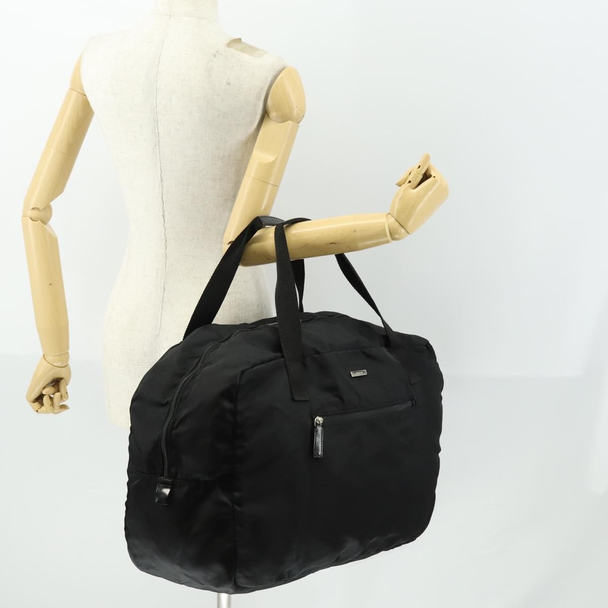 Gucci Vintage Nylon Black Nylon Travel Bag Bag (Pre-Owned)