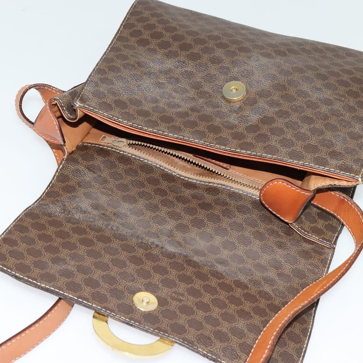 Celine Vintage Macadam Circle Logo Canvas And Leather Brown Canvas Shoulder Bag Bag (Pre-Owned)