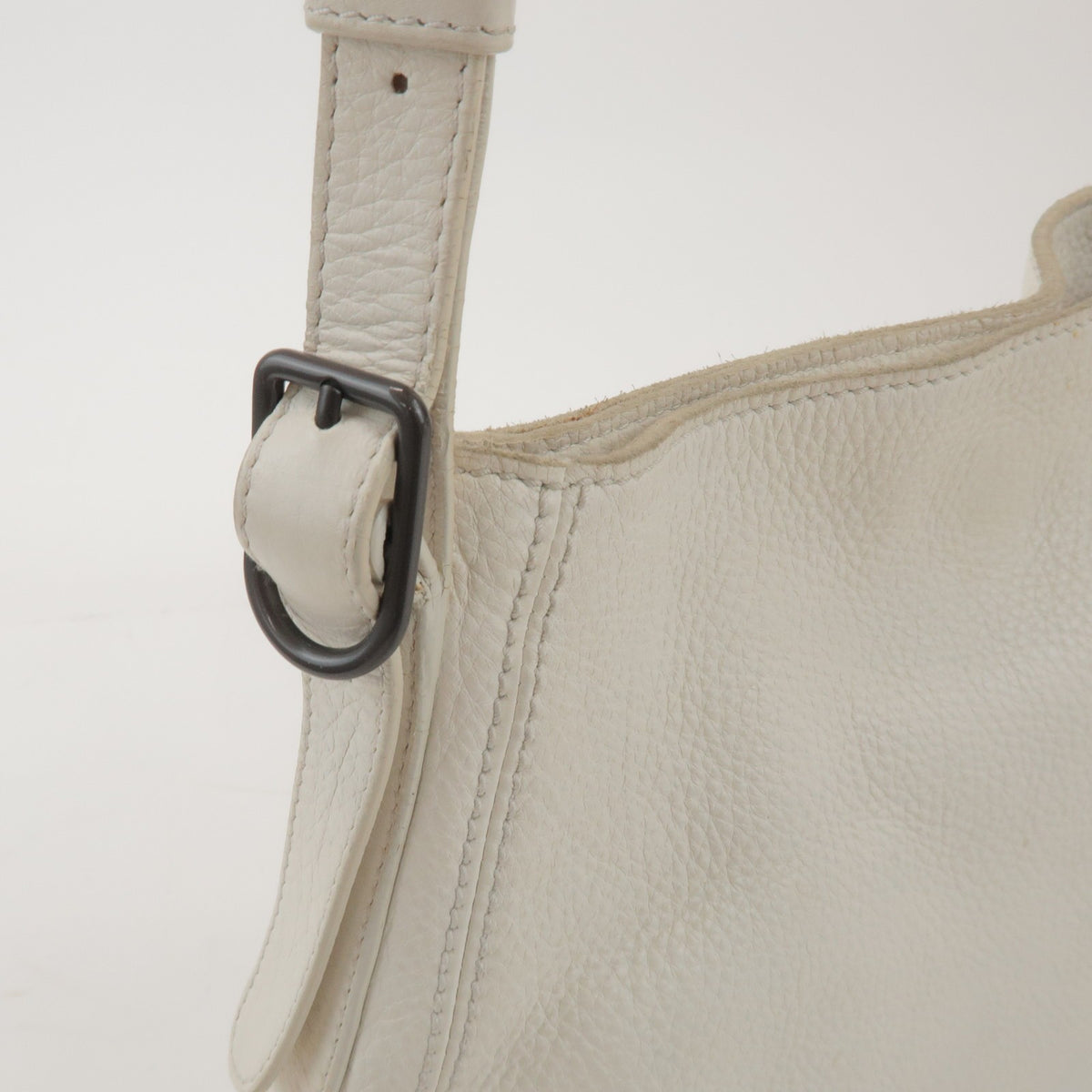 Bottega Veneta Shoulder Leather White Leather Shoulder Bag Bag (Pre-Owned)