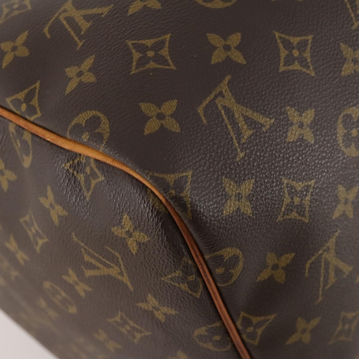 Louis Vuitton Keepall Monogram Canvas Brown Canvas Travel Bag Bag (Pre-Owned)