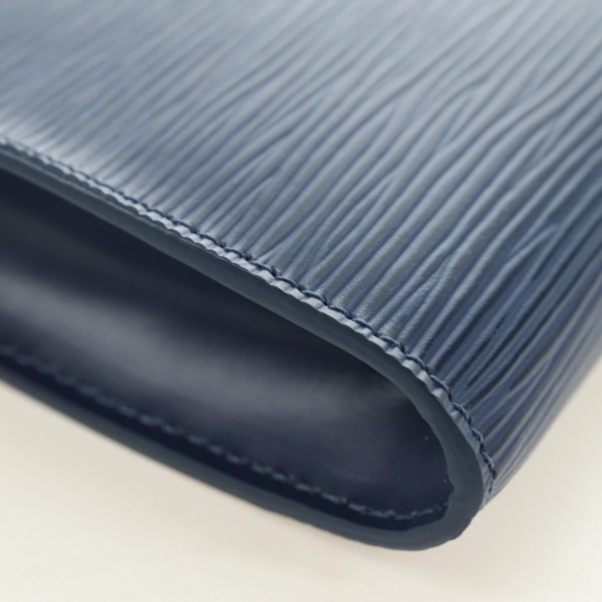 Louis Vuitton Pochette Accessoires Nm Epi Leather Blue Leather Clutche & Pouche Bag (Pre-Owned)