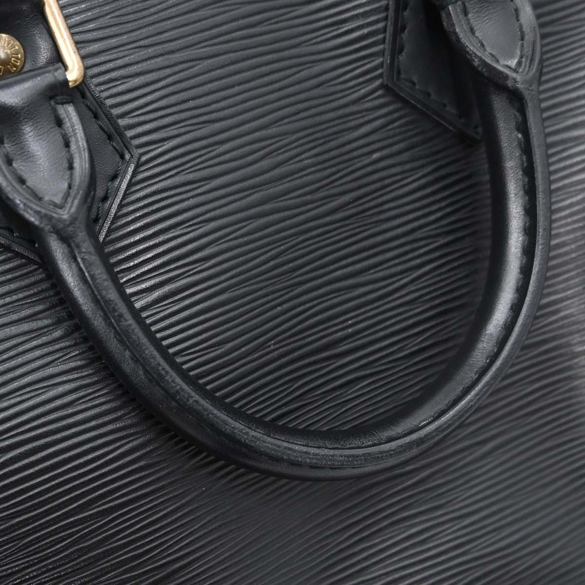 Louis Vuitton Speedy Epi Leather Black Leather Handbag (Pre-Owned)
