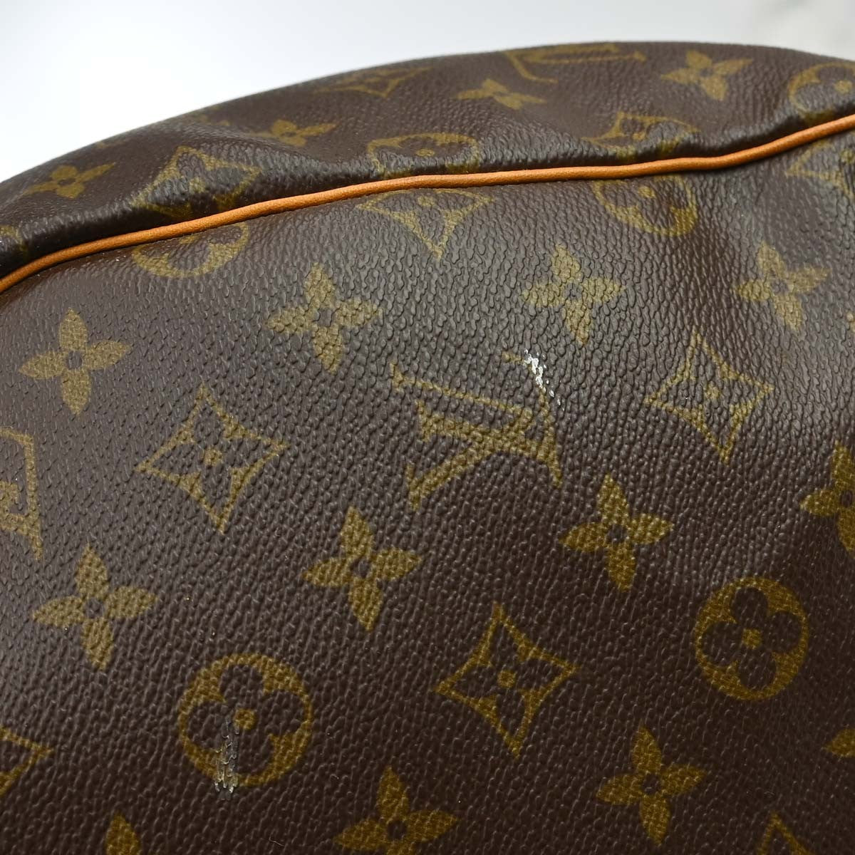 Louis Vuitton Keepall Monogram Canvas Brown Canvas Travel Bag Bag (Pre-Owned)