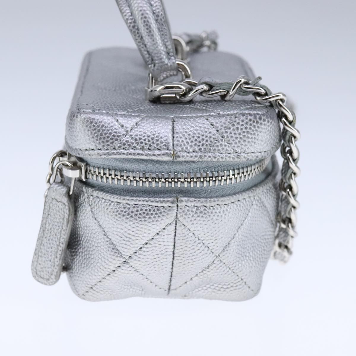 Chanel Classic Vanity Case With Chain Quilted Caviar Silver Leather Shoulder Bag Bag (Pre-Owned)