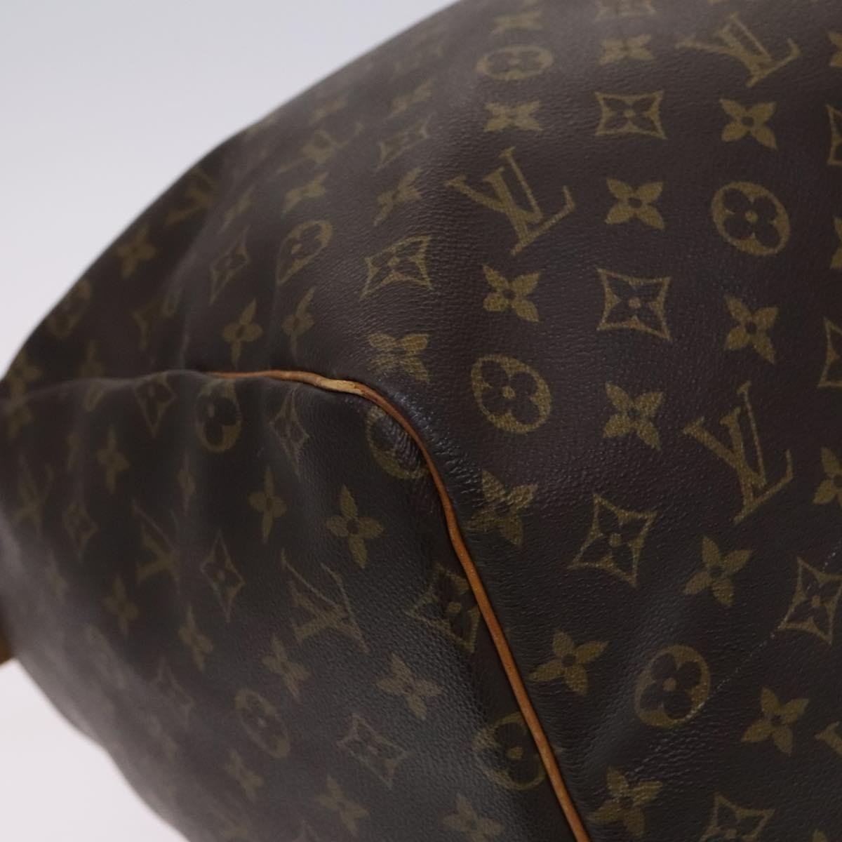 Louis Vuitton Keepall Monogram Canvas Brown Canvas Travel Bag Bag (Pre-Owned)