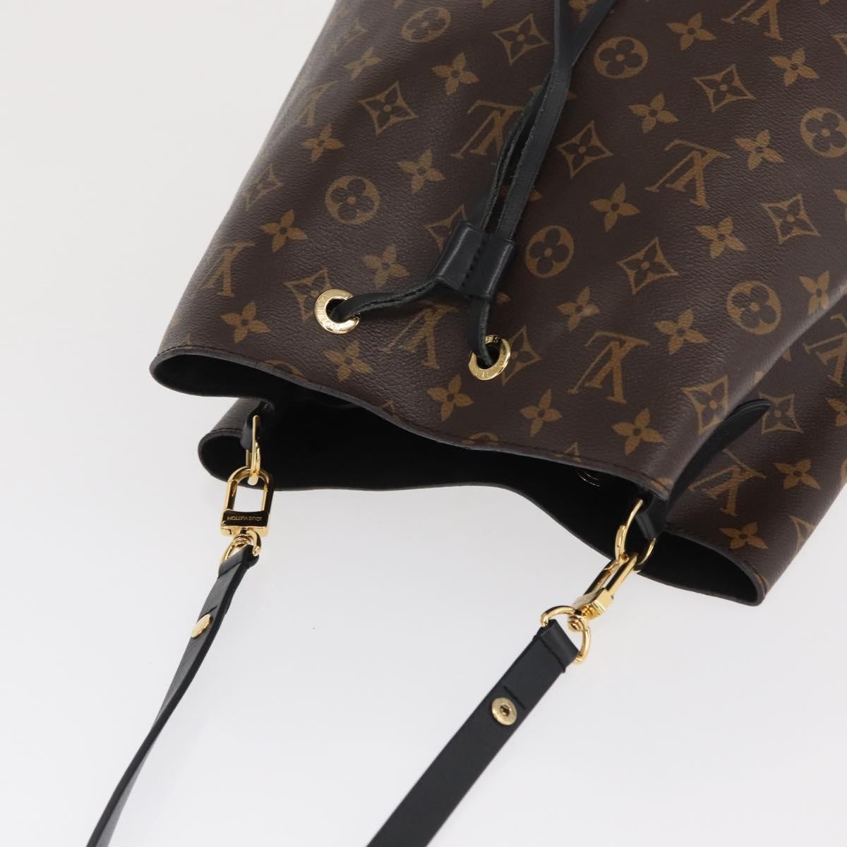 Louis Vuitton Neonoe Monogram Canvas Black Canvas Shoulder Bag Bag (Pre-Owned)