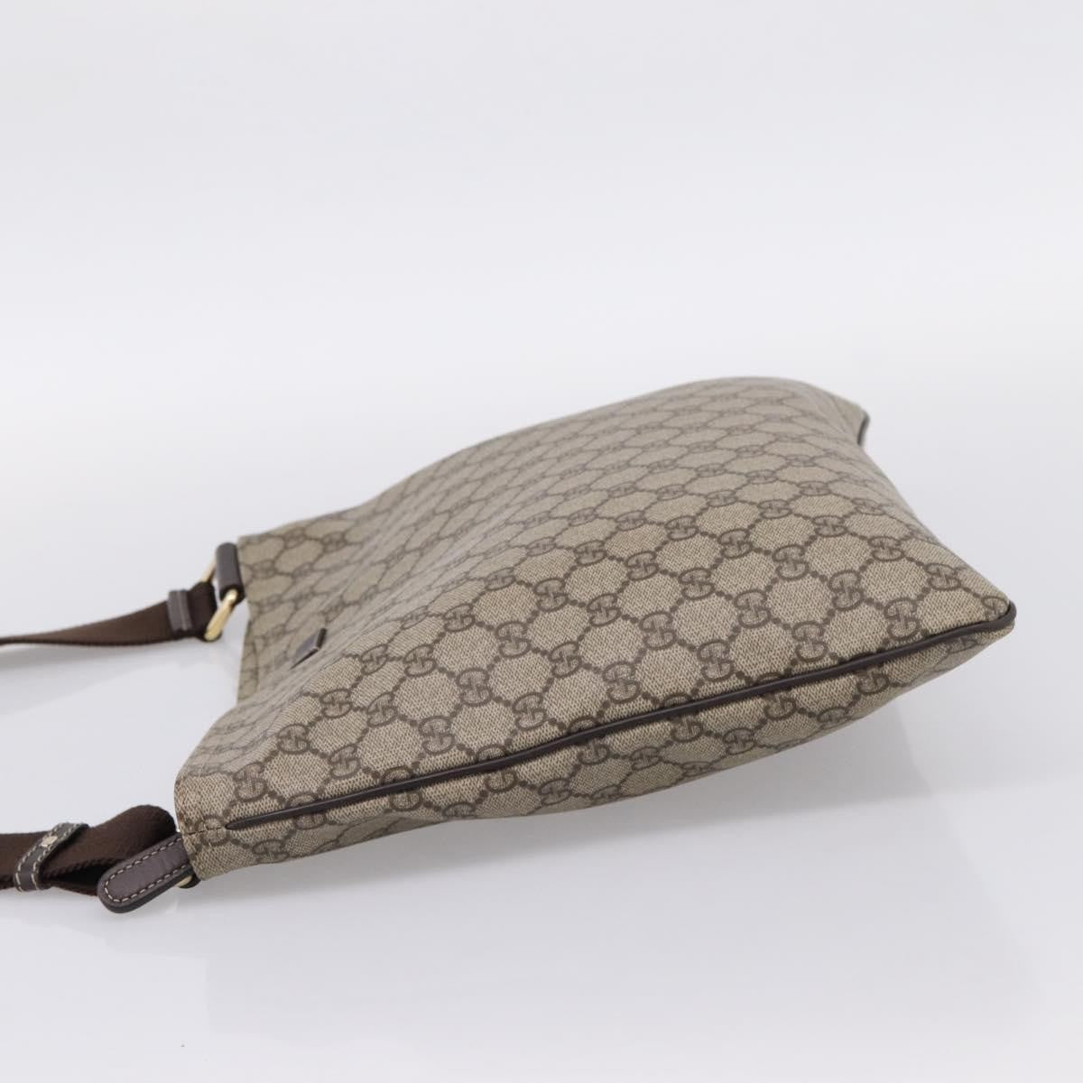 Gucci Zip Top Messenger Gg Coated Canvas Beige Canvas Handbag (Pre-Owned)