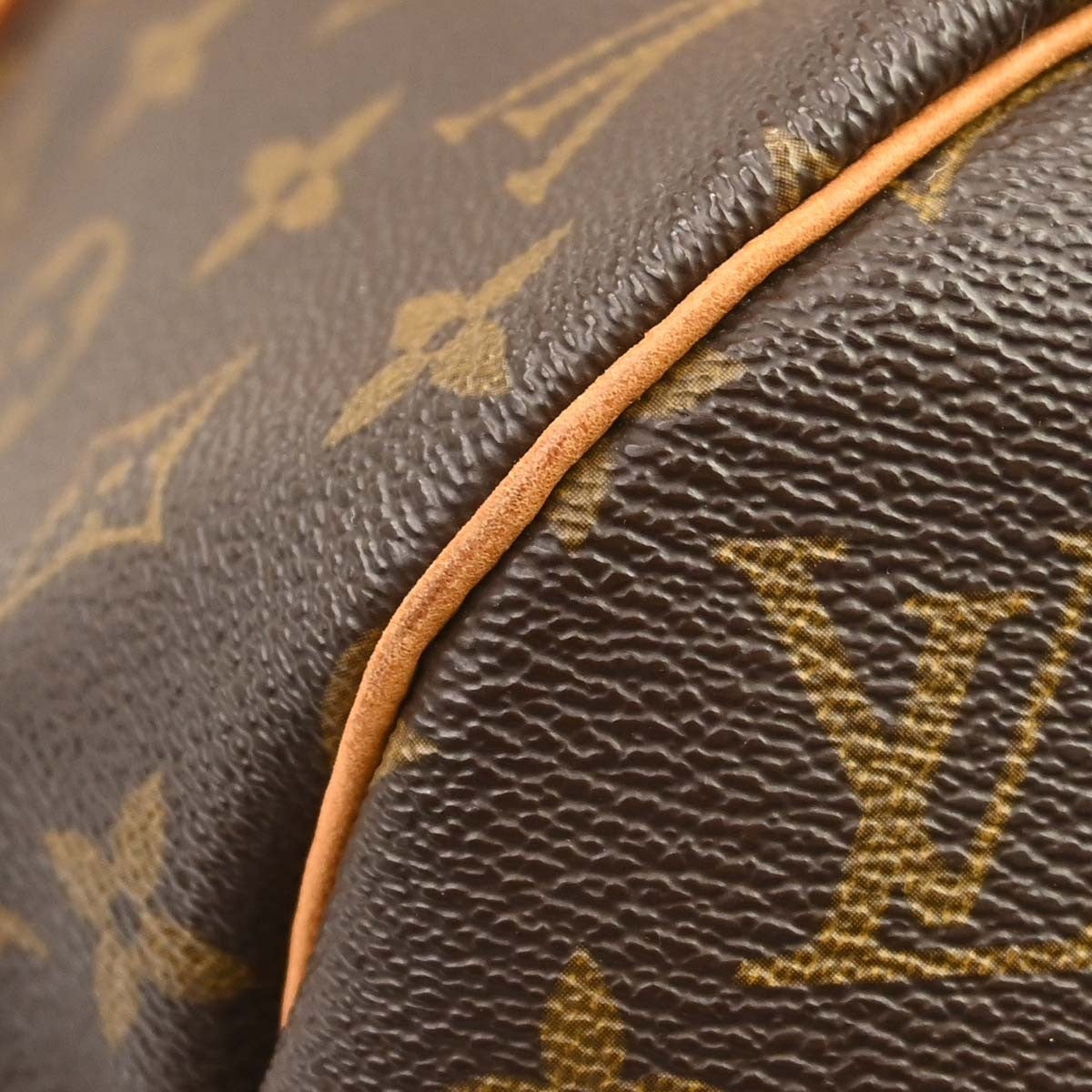 Louis Vuitton Keepall Monogram Canvas Brown Canvas Travel Bag Bag (Pre-Owned)