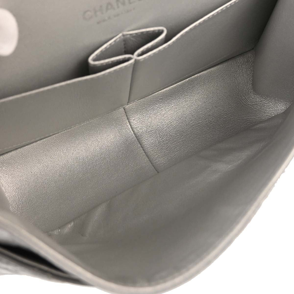 Chanel Reissue 2.55 Double Compartment Flap Quilted Aged Calfskin Silver Calfskin Shoulder Bag Bag (Pre-Owned)