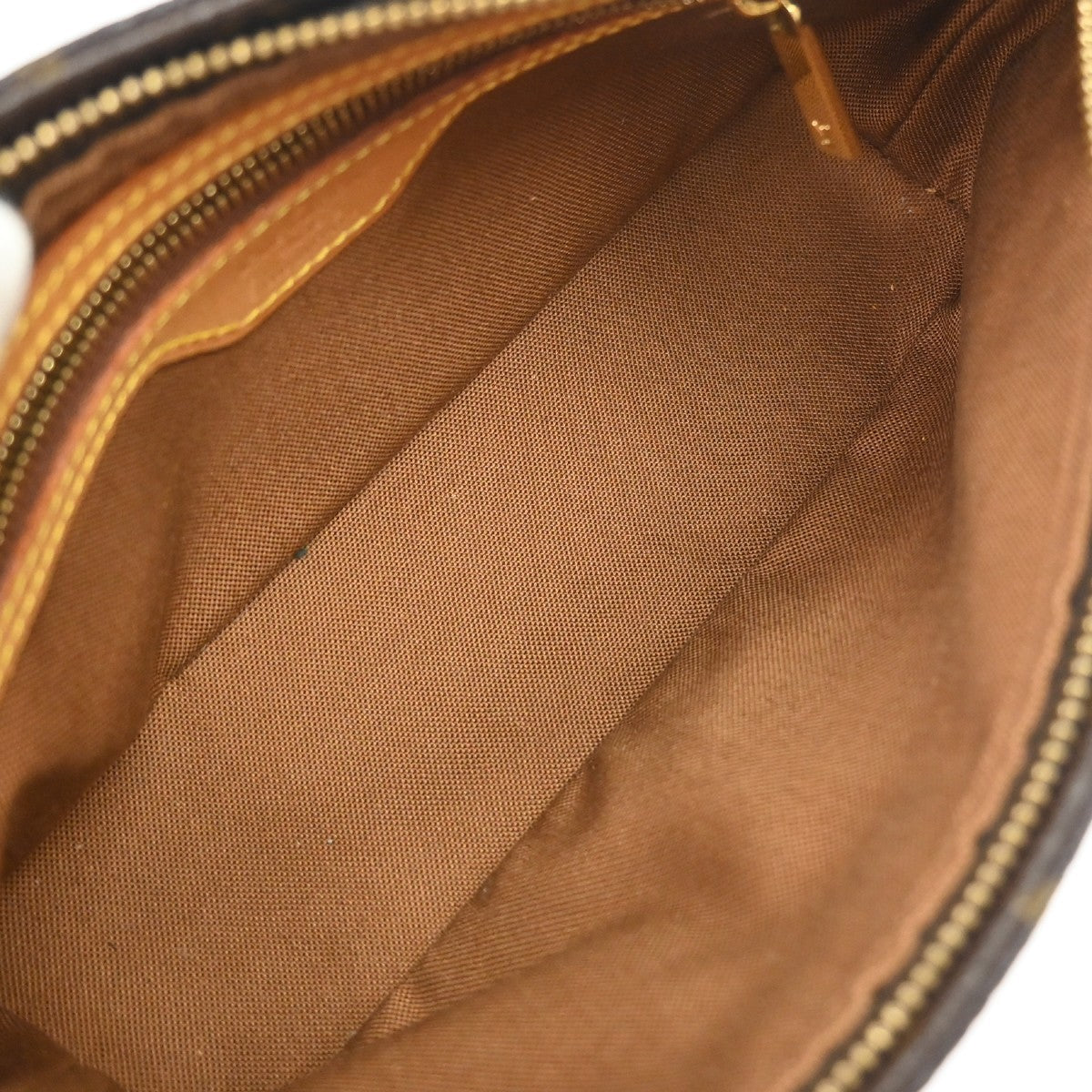 Louis Vuitton Trotteur Monogram Canvas Brown Canvas Shoulder Bag Bag (Pre-Owned)