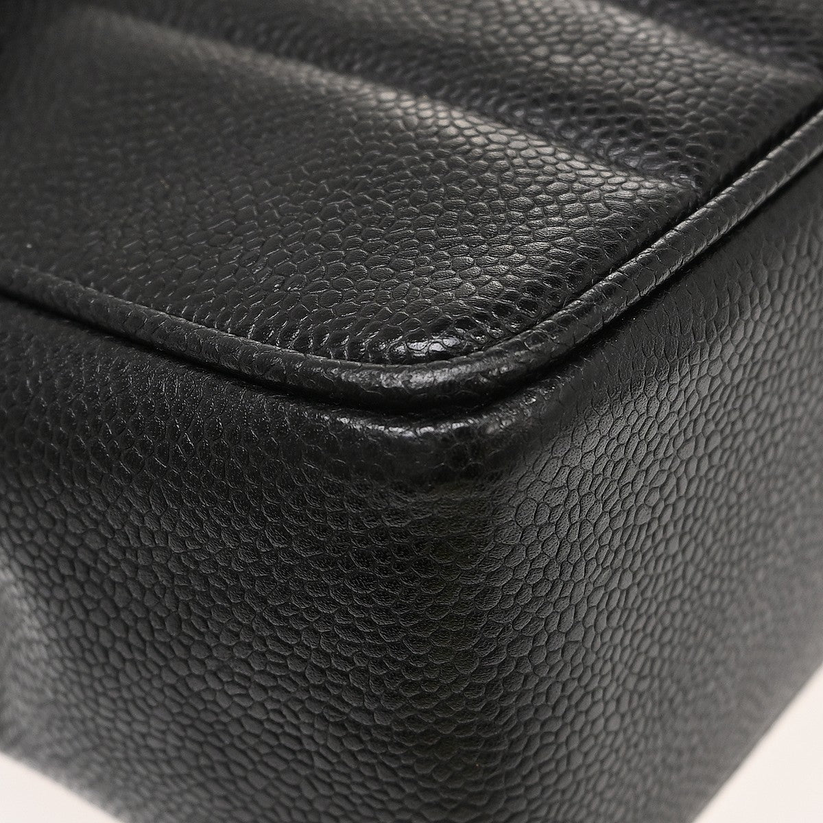 Chanel Classic Flap Vertical Quilted Caviar Black Calfskin Handbag (Pre-Owned)