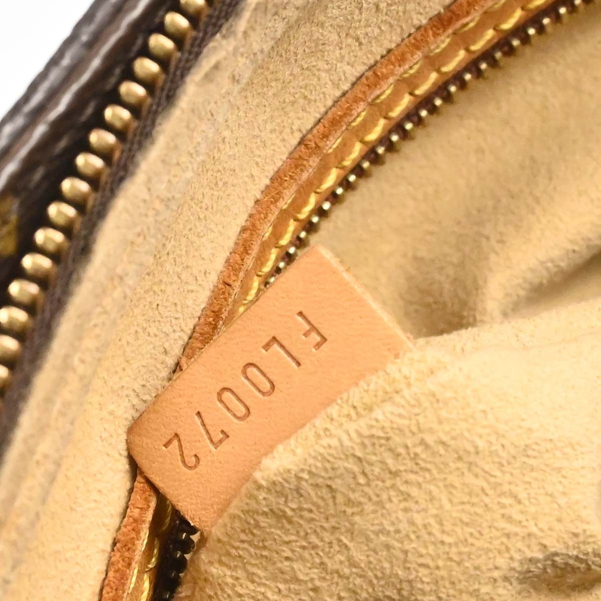 Louis Vuitton Monogram Looping Monogram Canvas Brown Canvas Shoulder Bag Bag (Pre-Owned)