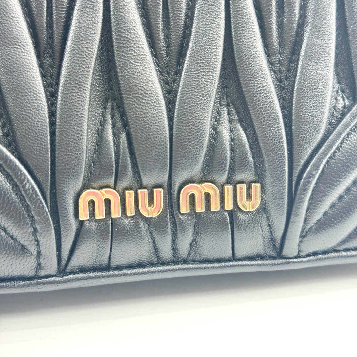 Miu Miu Confidential Matelasse Leather Black Leather Crossbody Bag Bag (Pre-Owned)
